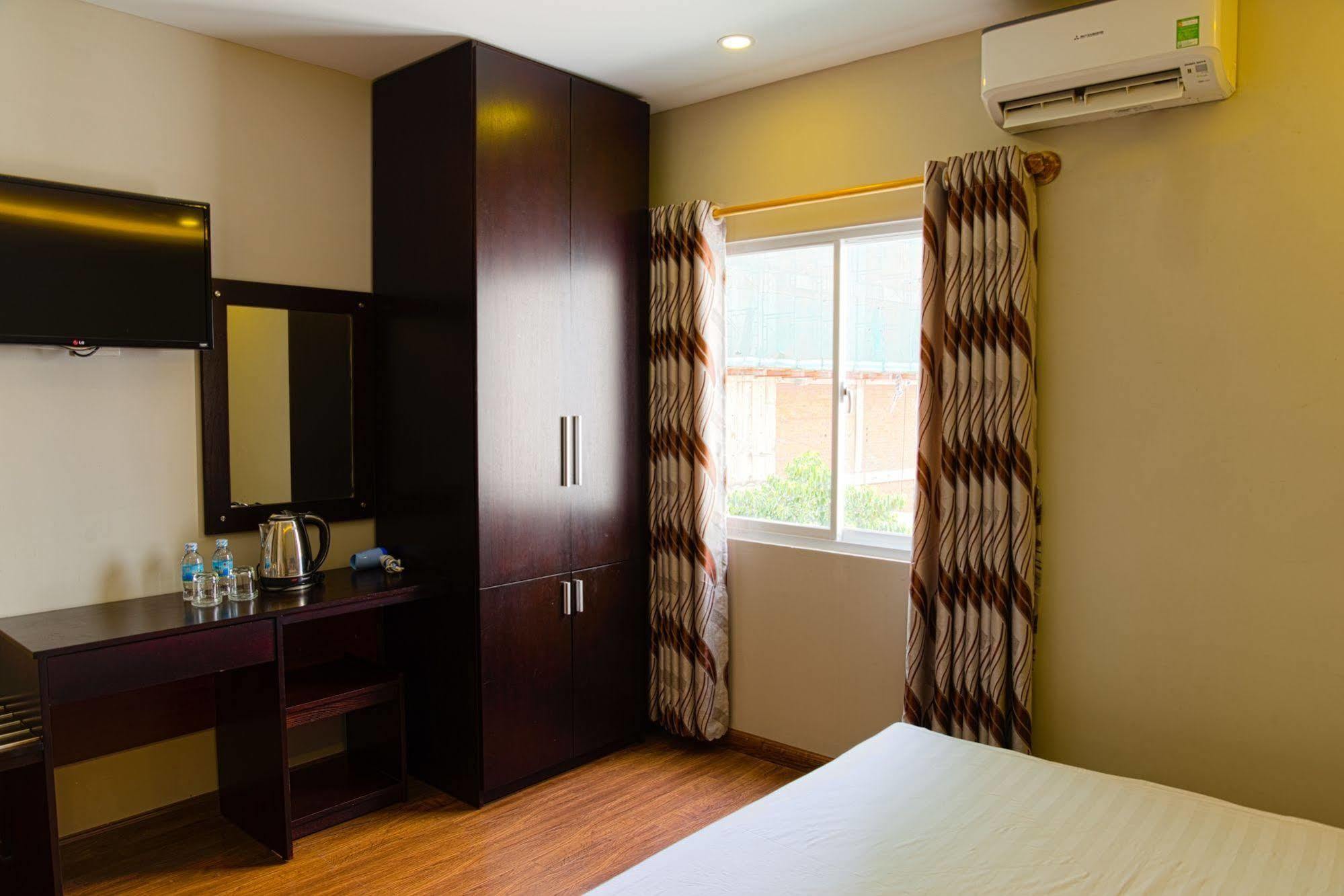 Cosmos Hotel Nha Trang By Ht Extérieur photo